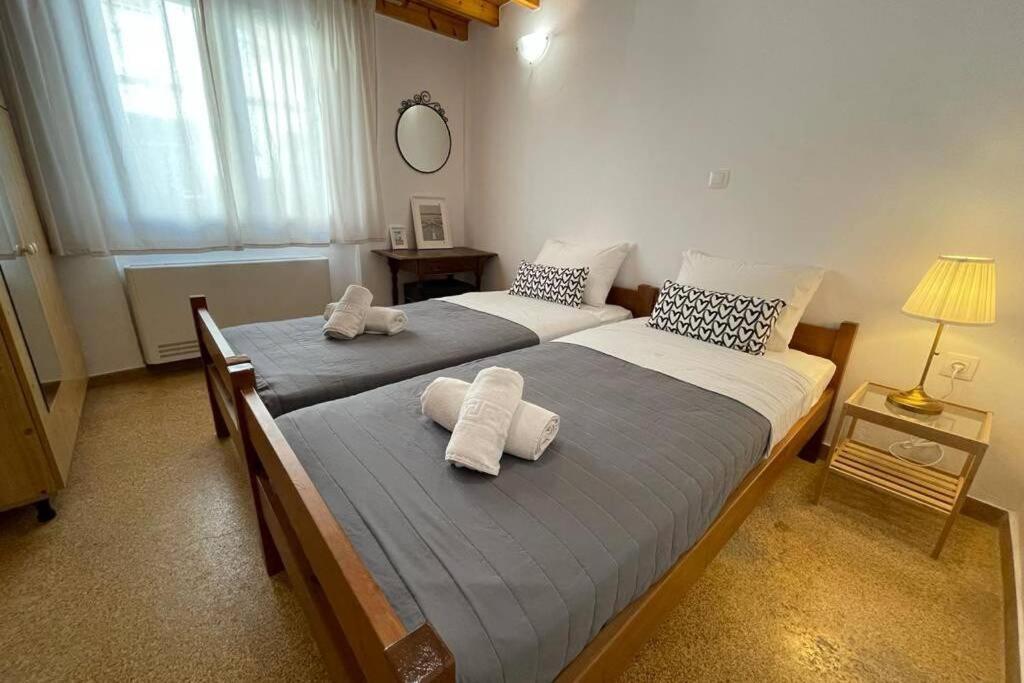 Panos Rooms Modern 3-Bedroom Apartment Andros Town Exterior foto